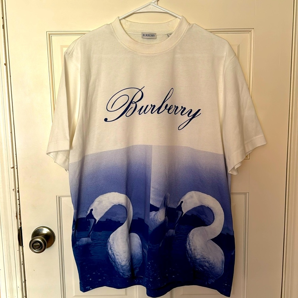 New Burberry T shirt